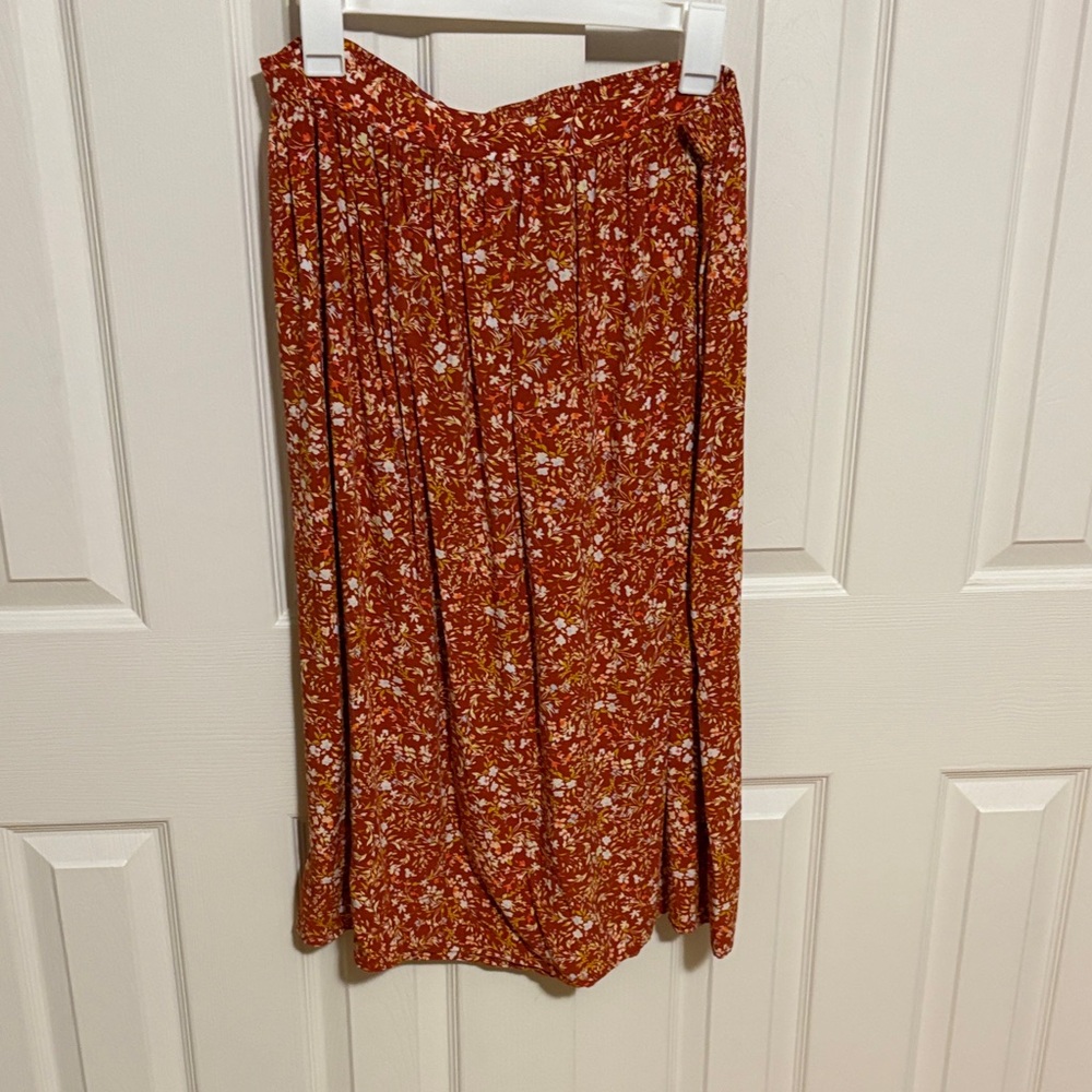 Old Navy Floral Midi Skirt - Red